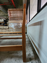 Load image into Gallery viewer, Waft Bed Frame (涌) HM301